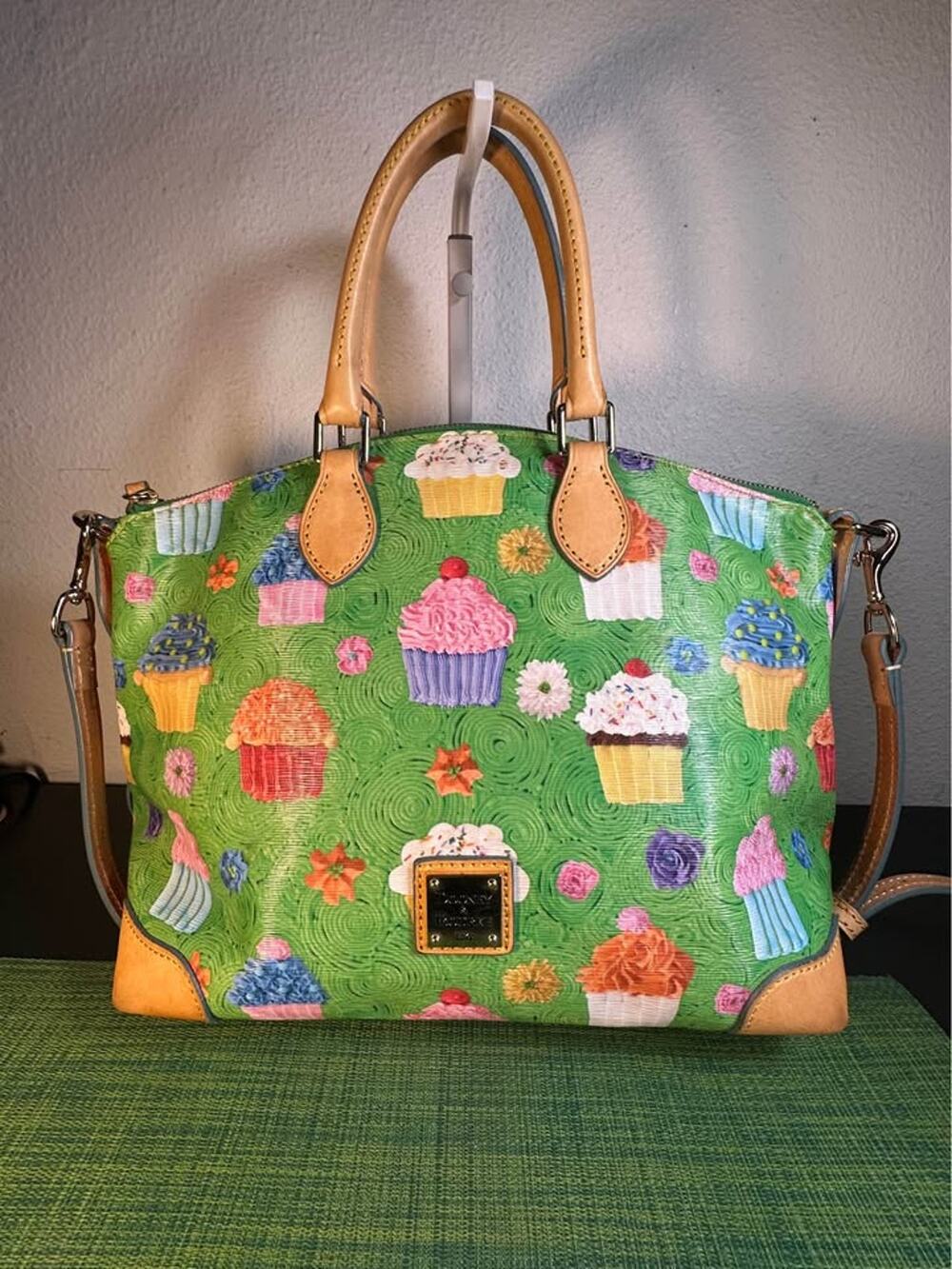 Rare Dooney & Bourke Cupcake Satchel